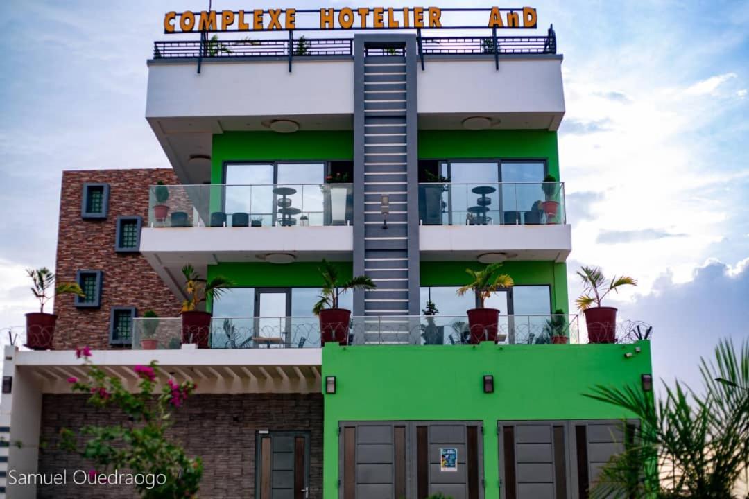 Complexe Hotelier And Ouagadougou Exterior photo